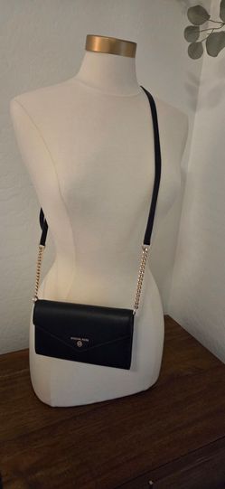 Micheal Kors black leather shoulder bag