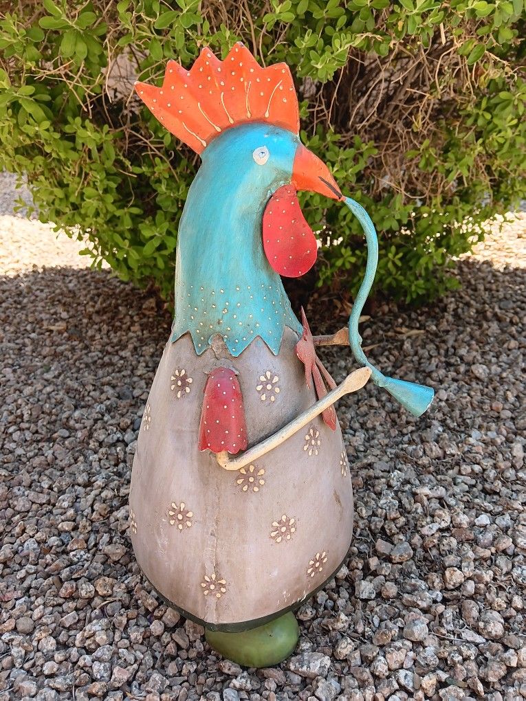 Metal Rooster Yard Decor