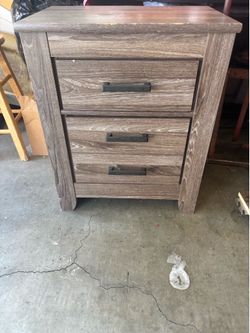 Dresser