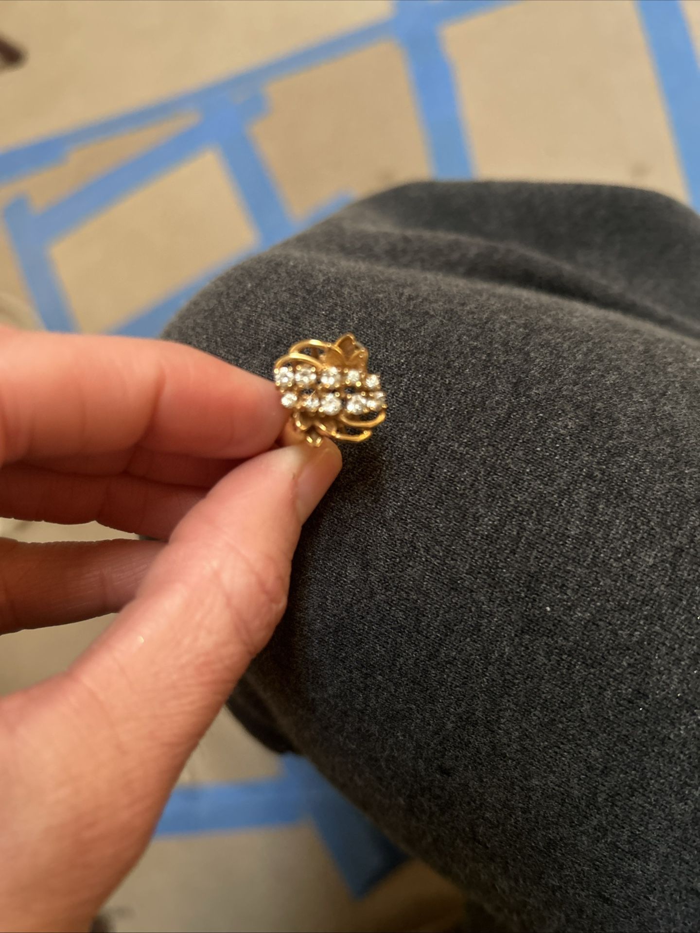 18k Gold flower ring 