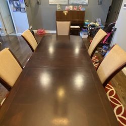 Dinning Room Table
