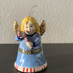 Mr Christmas  Metallic/Porcelain Angel Music Box 6” wind up - song   Mint Condition
