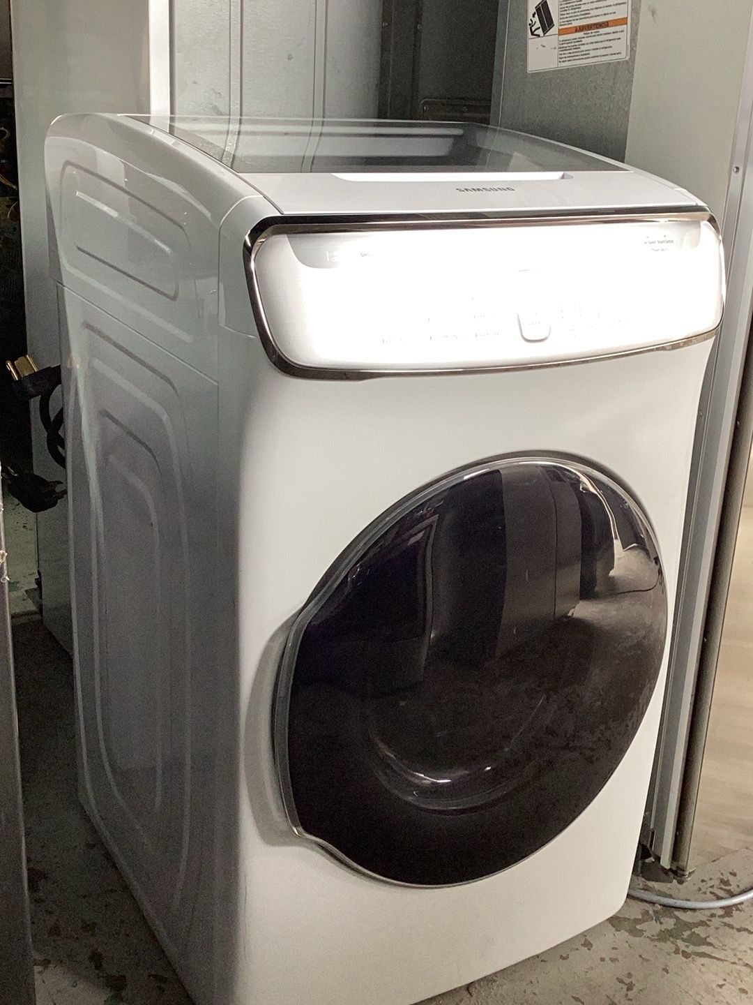 Samsung FlexDry 7.5-cu ft Energy Star Certified Electric Dryer (White) Energy Star Certified