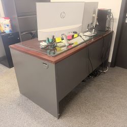 Office Desk With Drawers 