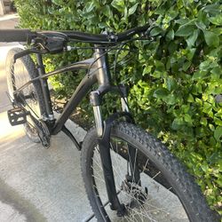 2019 Specialized Pitch Mountain Bike 