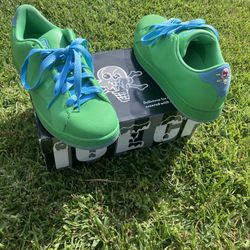 will trade for any dunk rep or real 9.5 9 or 8.5