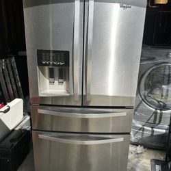 Whirlpool Refrigerator 
