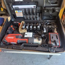 RIDGID RP 351 STANDAR PRESS TOOL BRUSHLESS MOTOR  100,000presses