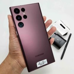 SAMSUNG Galaxy S22 Ultra,  Factory Unlocked,  Excellent Condition.  Like New 