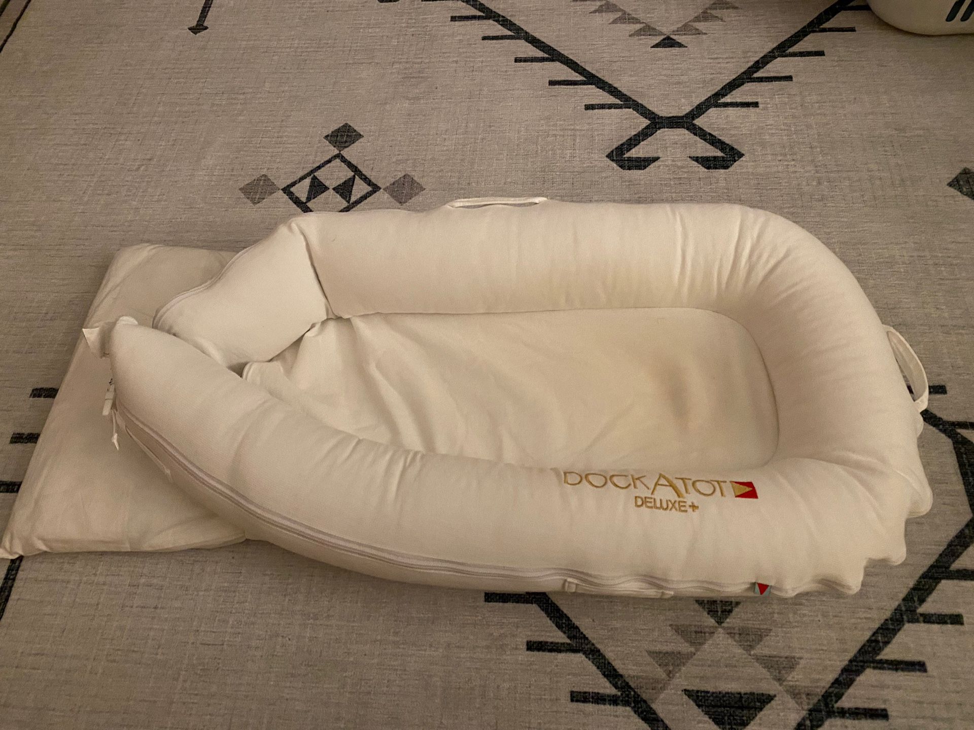 Used DockATot Deluxe + In A Non-toxic, Pet Free Home