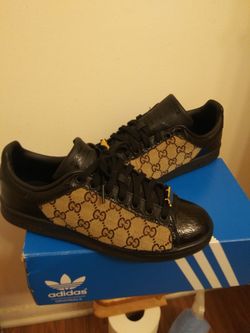 Custom Gucci addias size 8.5