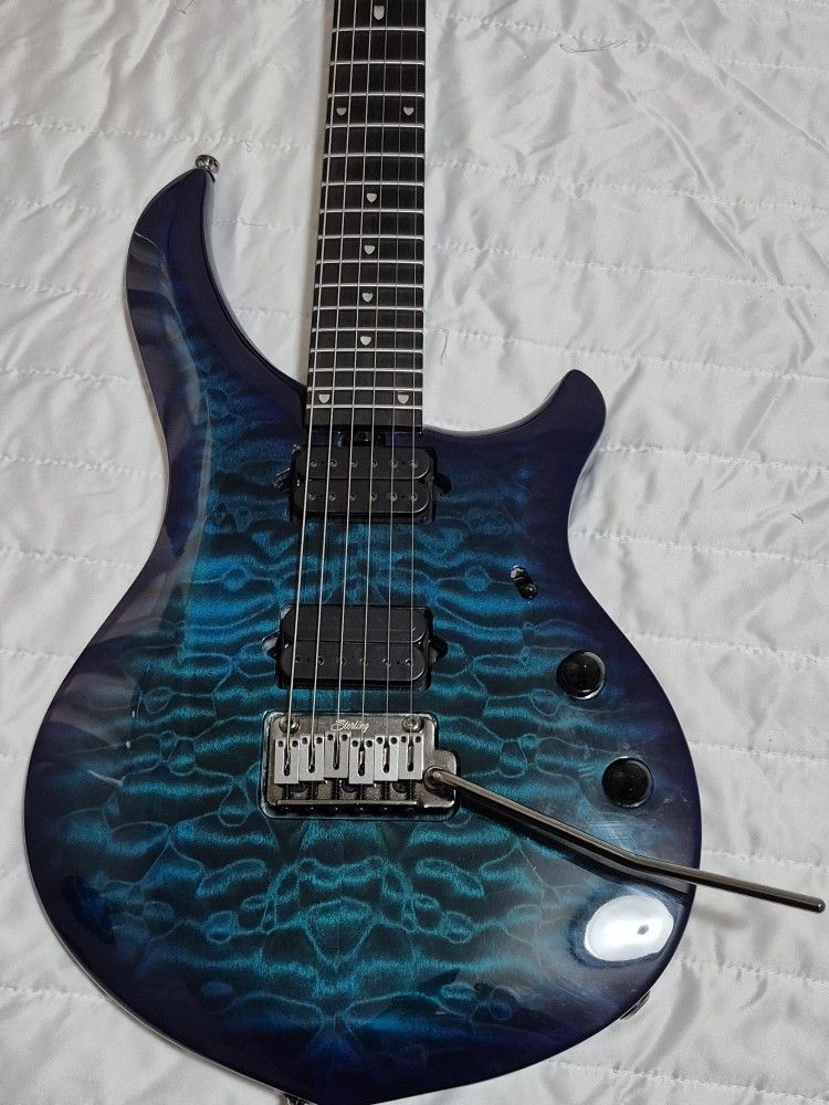 Sterling Majesty 200