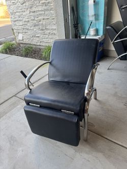 Shampoo Chair