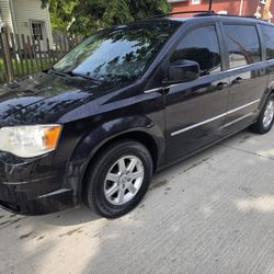 2011 Chrysler Town & Country