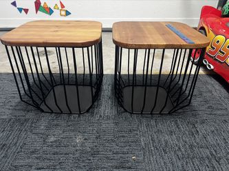 Set of 2 Storage bins / Side Tables