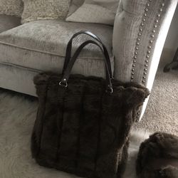 Faux Fur Tote and Throw