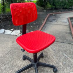 Chair (10$)