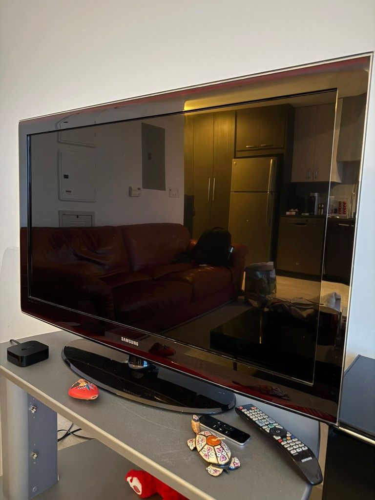 42" Flat-screen TV, Apple TV, Stand