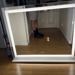 Desktop Vanity Mirror