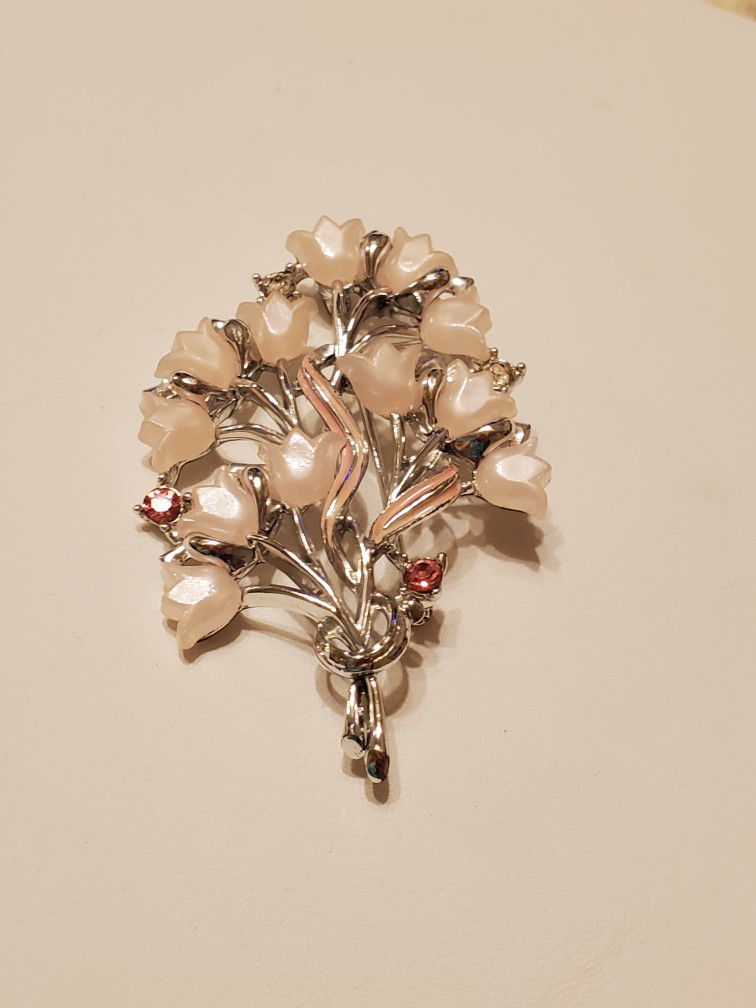 Star Jewelry Company Boutique Brooch