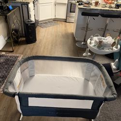 Baby Delight Crib/bassinet