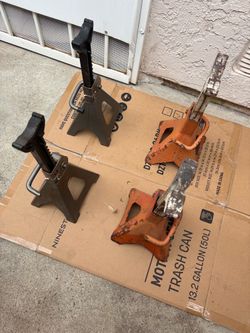 4 Jack stands