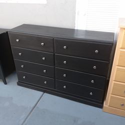 BLACK DRESSER 8 Drawers