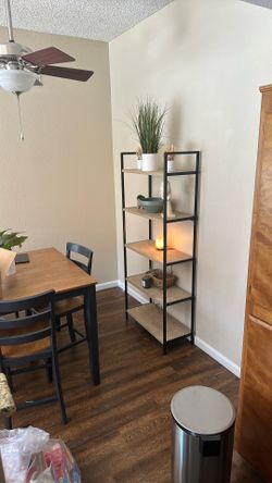 Beautiful shelfing