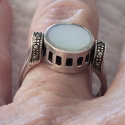 Vintage STERLING SILVER FLIP- OVER ONYX & MOP MARCASITES RING- SZ9