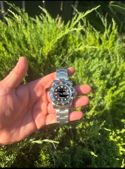 Black face 41mm men’s watch