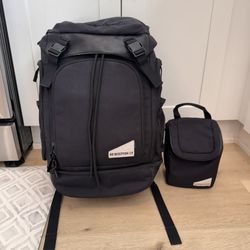 The Getaway Bag With Insulated Lunch Bag