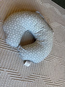Boppy pillow