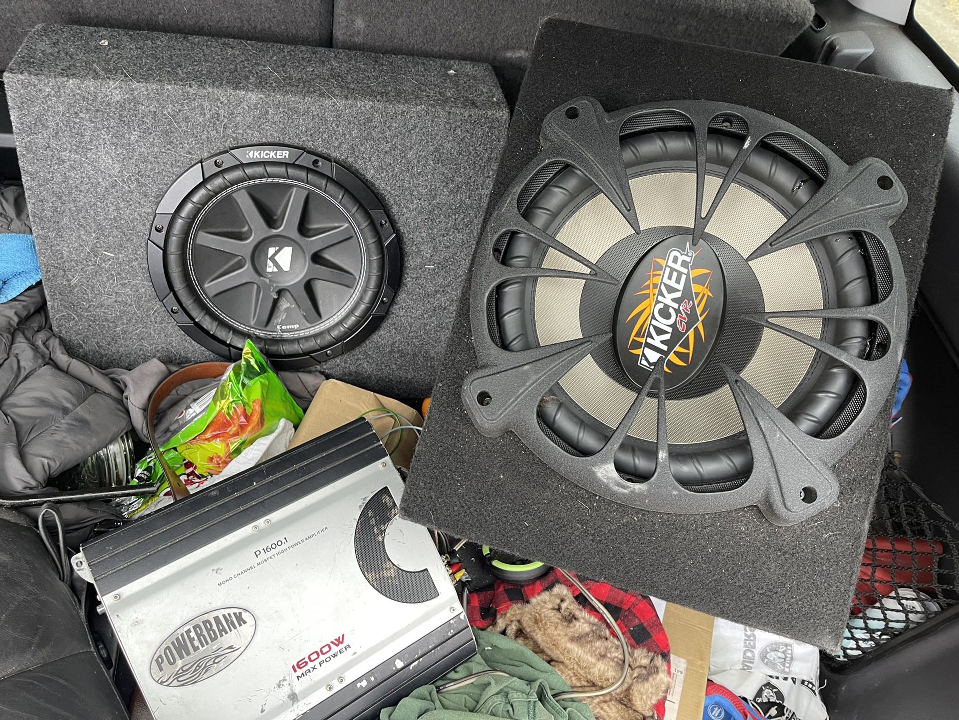 12  And 10 In Speaker With 1600 Watts Amp $200 OBO 
