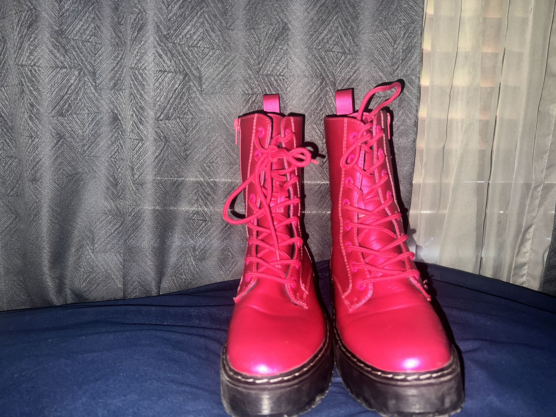 Union bay Electric Hot Pink Platform Faux Leather Combat Boots Size 7.5