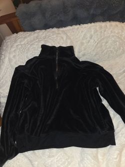 Velvet pull over