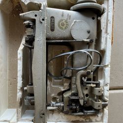 Pfaff Sewing Machine. 
