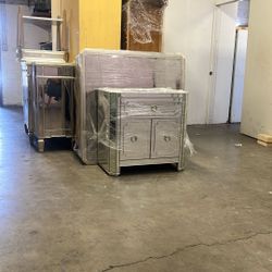 Mirror Glass Cabinets 