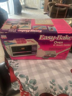 1997 Easy-Bake Oven & Snack Center by Kenner