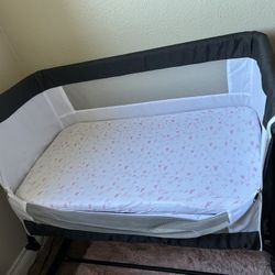 Baby bassinet 