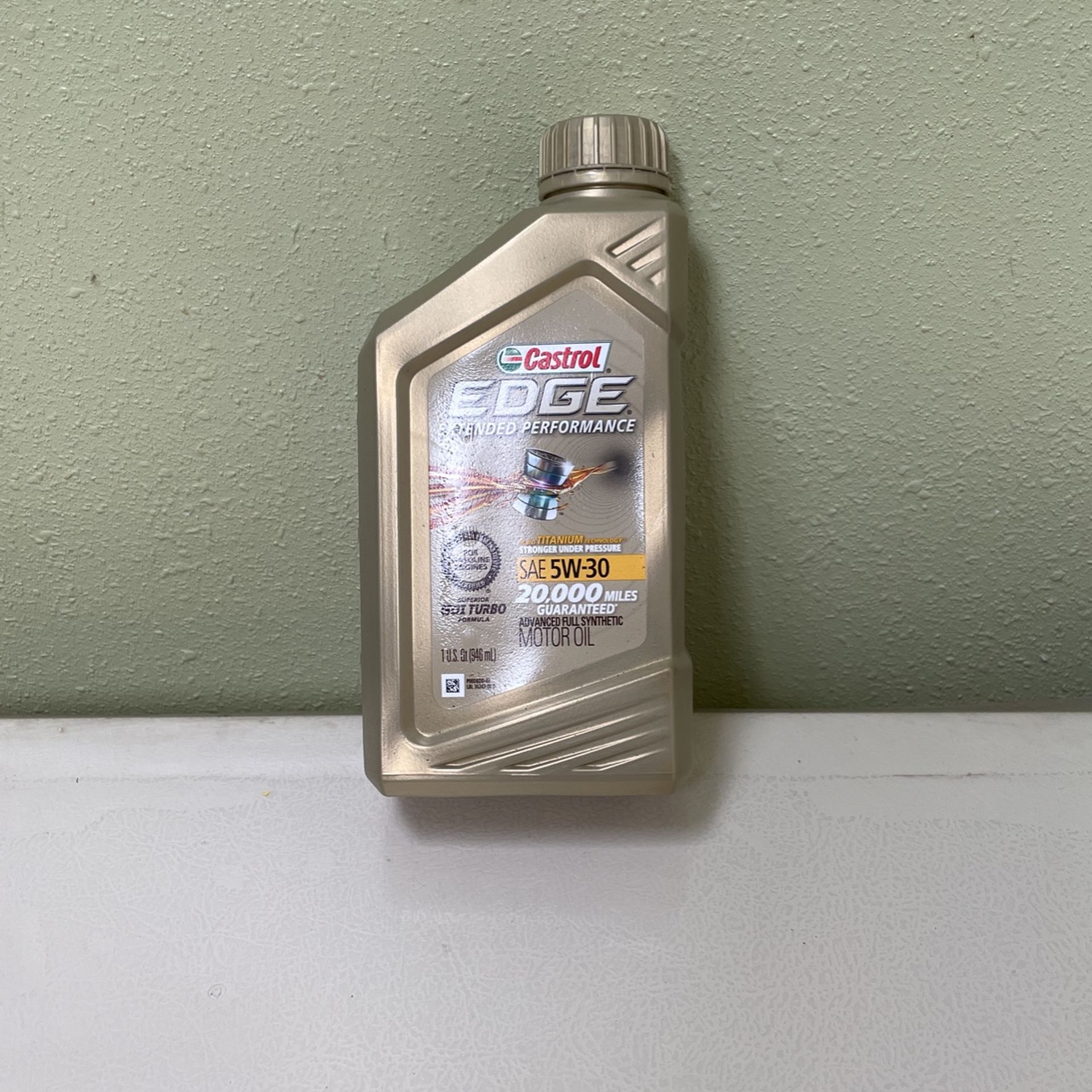 Castrol Edge Extended Performance Motor Oil