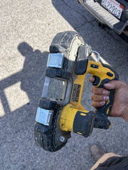 Dewalt Sub Compact Bandsaw