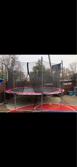 Large Round Trampoline with Safety Net Enclosure