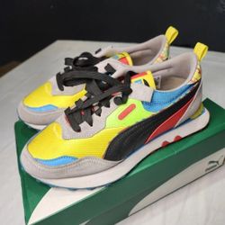 Puma Rider Fv charcoal and paint jr Sneakers Junior Size 5.5 Great Condition.