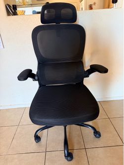 Comfortable Adjustable Black Computer Office Chair