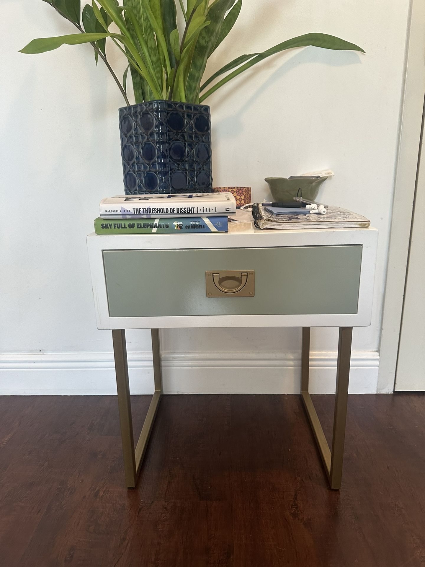 modern end table