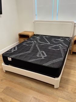 Queen Size Mattress Pillow Top New