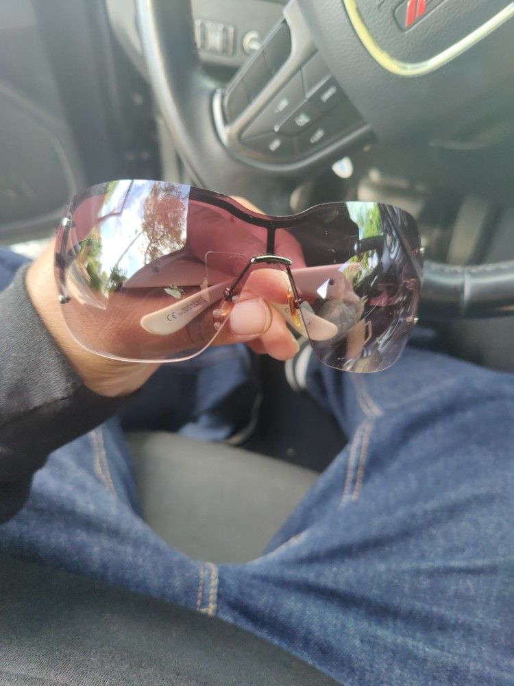 Vintage 2000's Gucci Women Sunglasses With Case