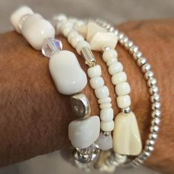 Bracelets Ring Flower White New Set $30