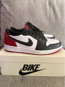 Jordan 1 Black Toe size 9