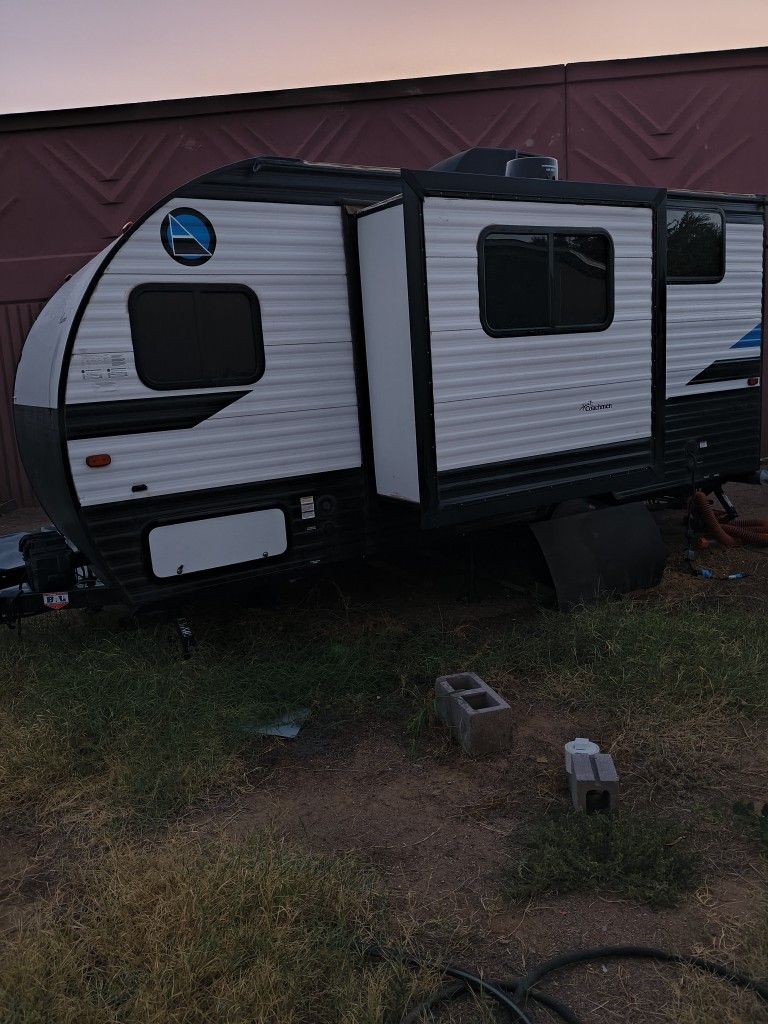 2020 Coachmen Clipper ultralight